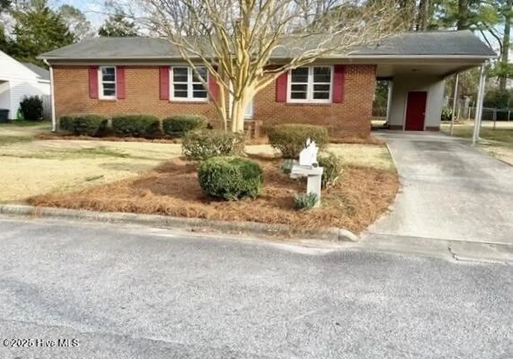 211 Nichols Drive Greenville NC 27858