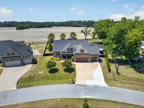 30 Gloria Grande Court Willow Spring NC 27592