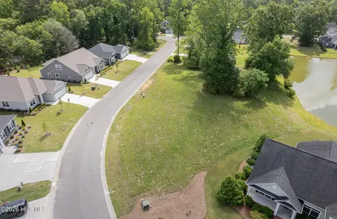 111 Firethorn Circle Wallace NC 28466