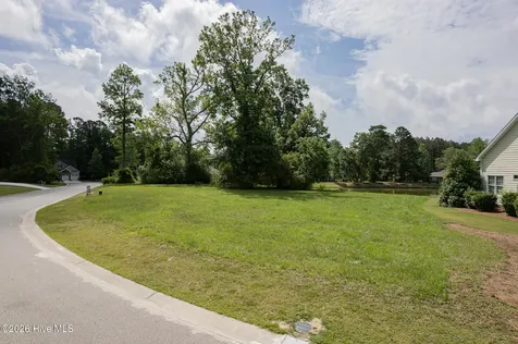 111 Firethorn Circle Wallace NC 28466
