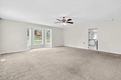 153 Giddens Street Newton Grove NC 28366