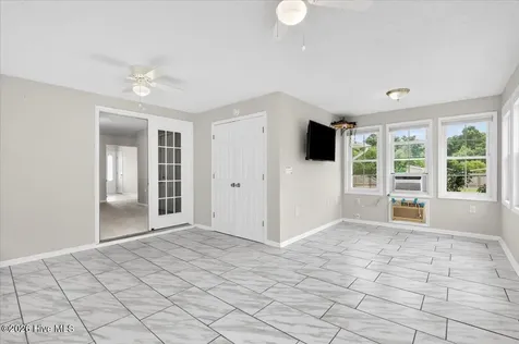 153 Giddens Street Newton Grove NC 28366