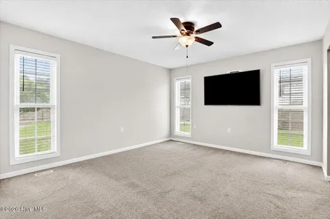 153 Giddens Street Newton Grove NC 28366