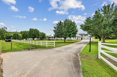 153 Giddens Street Newton Grove NC 28366