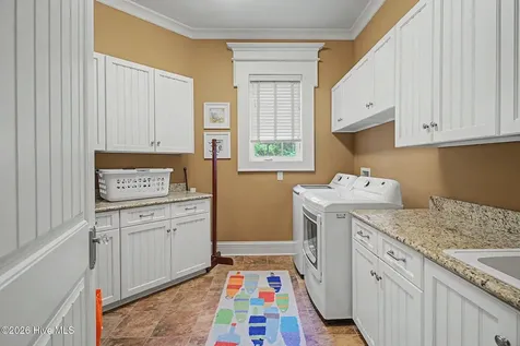 4211 Westland Lane Southport NC 28461