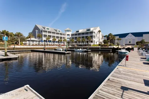 4211 Westland Lane Southport NC 28461