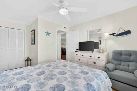 264 W First Street Ocean Isle Beach NC 28469