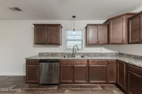 100 Mingo Drive Richlands NC 28574