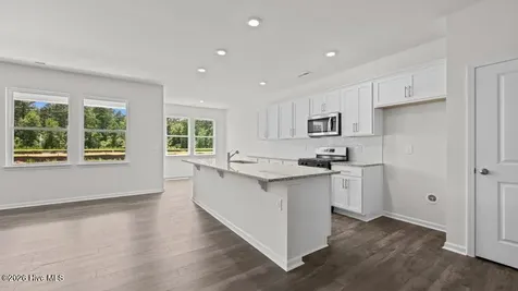 2012 Hap Barden Way New Bern NC 28562