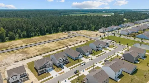 2012 Hap Barden Way New Bern NC 28562