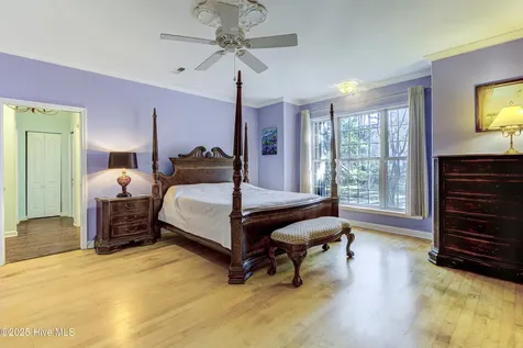 613 Clarendon Avenue Carolina Beach NC 28428