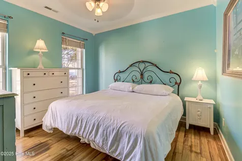 613 Clarendon Avenue Carolina Beach NC 28428