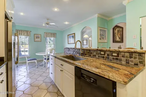 613 Clarendon Avenue Carolina Beach NC 28428