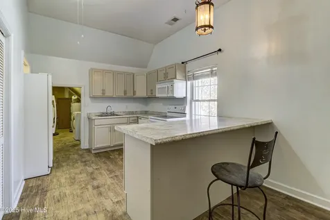 613 Clarendon Avenue Carolina Beach NC 28428