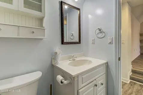 613 Clarendon Avenue Carolina Beach NC 28428