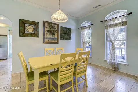613 Clarendon Avenue Carolina Beach NC 28428