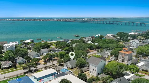 1710 Shepard Street Morehead City NC 28557