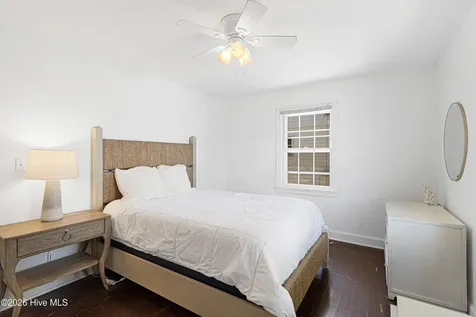 1710 Shepard Street Morehead City NC 28557