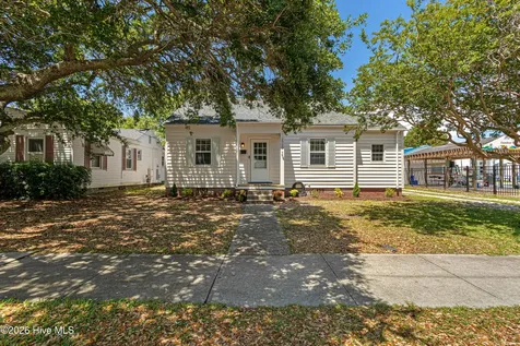 1710 Shepard Street Morehead City NC 28557