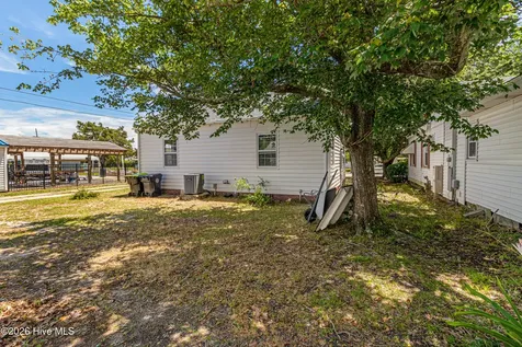 1710 Shepard Street Morehead City NC 28557