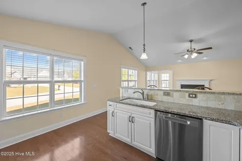 201 Quincy Court New Bern NC 28560