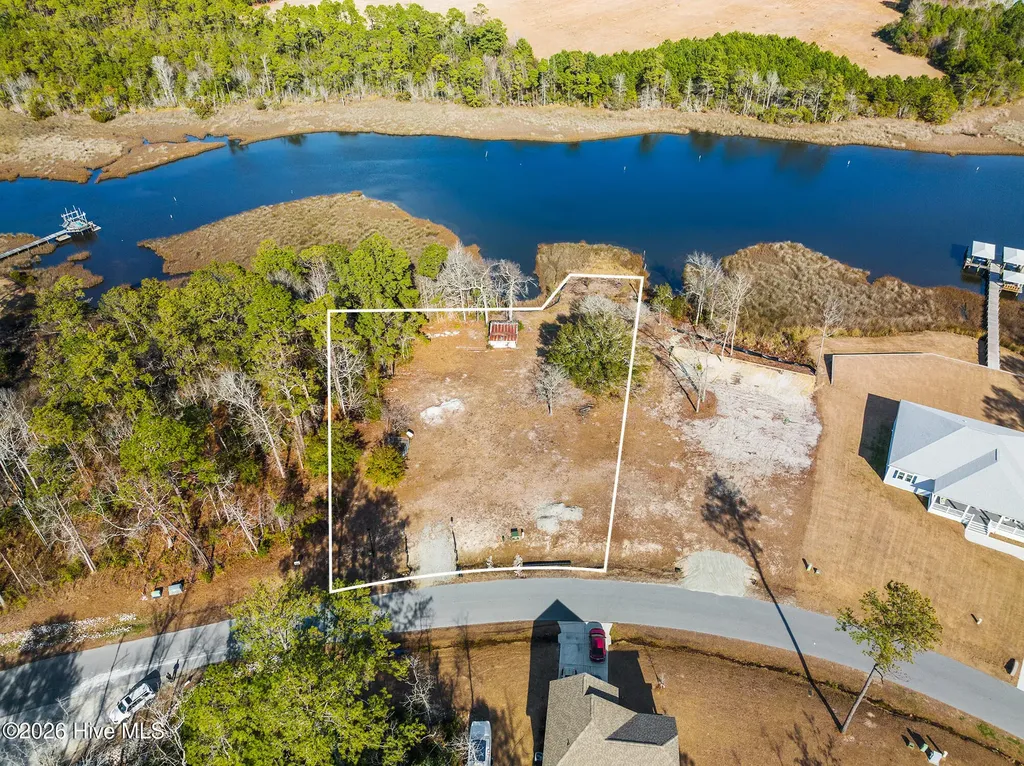 174 Henderson Drive Newport NC 28570