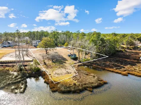 174 Henderson Drive Newport NC 28570