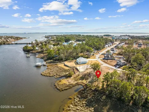 174 Henderson Drive Newport NC 28570
