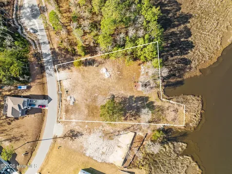 174 Henderson Drive Newport NC 28570
