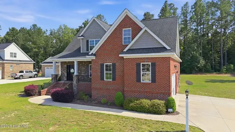 1665 Blue Heron Drive Nashville NC 27856
