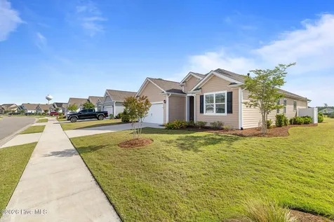 2889 Hatchers Run Leland NC 28451