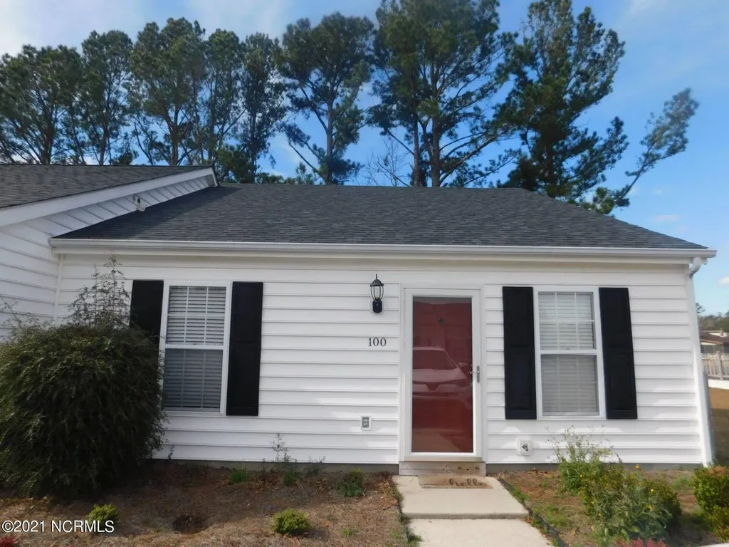 100 Christopher Court Havelock NC 28532