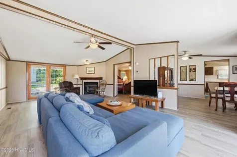 1045 River Road Blounts Creek NC 27814