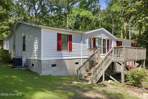 1045 River Road Blounts Creek NC 27814