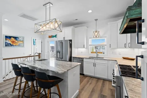 452 E Fourth Street Ocean Isle Beach NC 28469