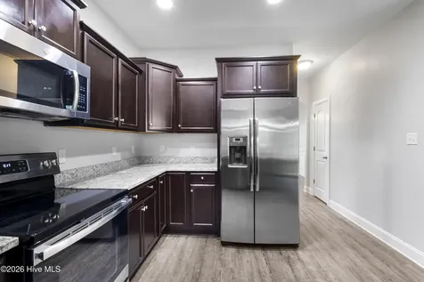 312 Old Snap Dragon Court Jacksonville NC 28546