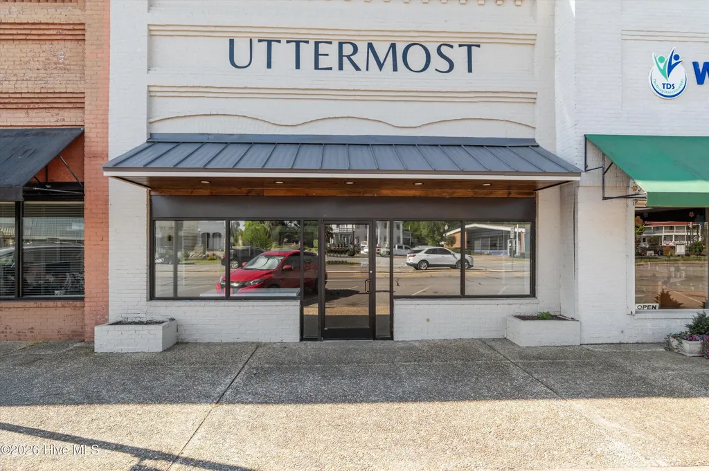 208 Broad Street Wrens GA 30833