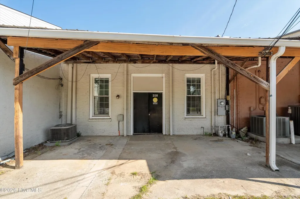 208 Broad Street Wrens GA 30833