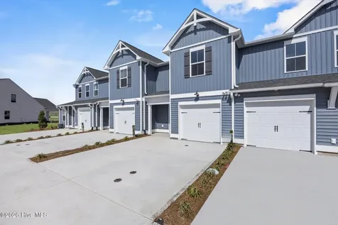 35 W Pioneer Way Hampstead NC 28443