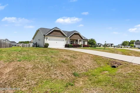 218 Planters Ridge Drive Pikeville NC 27863