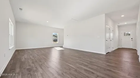 3097 Platinum Circle West End NC 27376