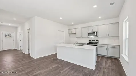 3097 Platinum Circle West End NC 27376