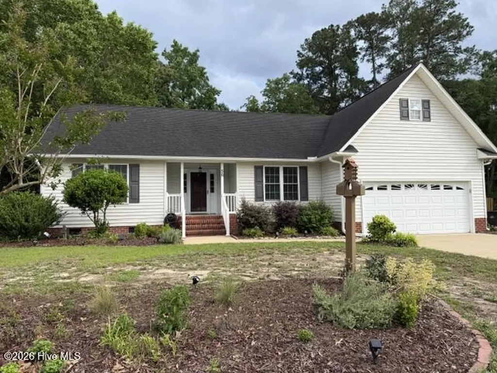 56 Pirate Cove Road Washington NC 27889