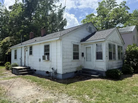 709 E Vernon Avenue Kinston NC 28501