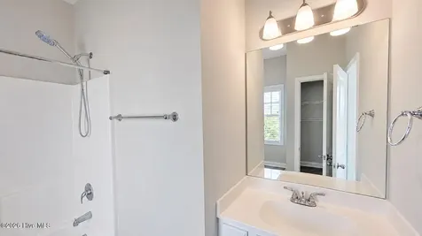11 Violetear Ridge Hampstead NC 28443