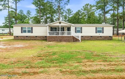 20941 Iris Drive Wagram NC 28396