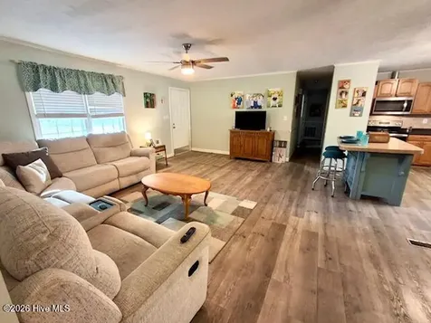 11 Fayetteville Road Elizabethtown NC 28337