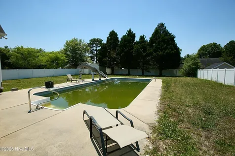 4511 Bobwhite Trail N Wilson NC 27896