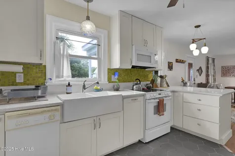 606 Ivey Circle Wilmington NC 28401