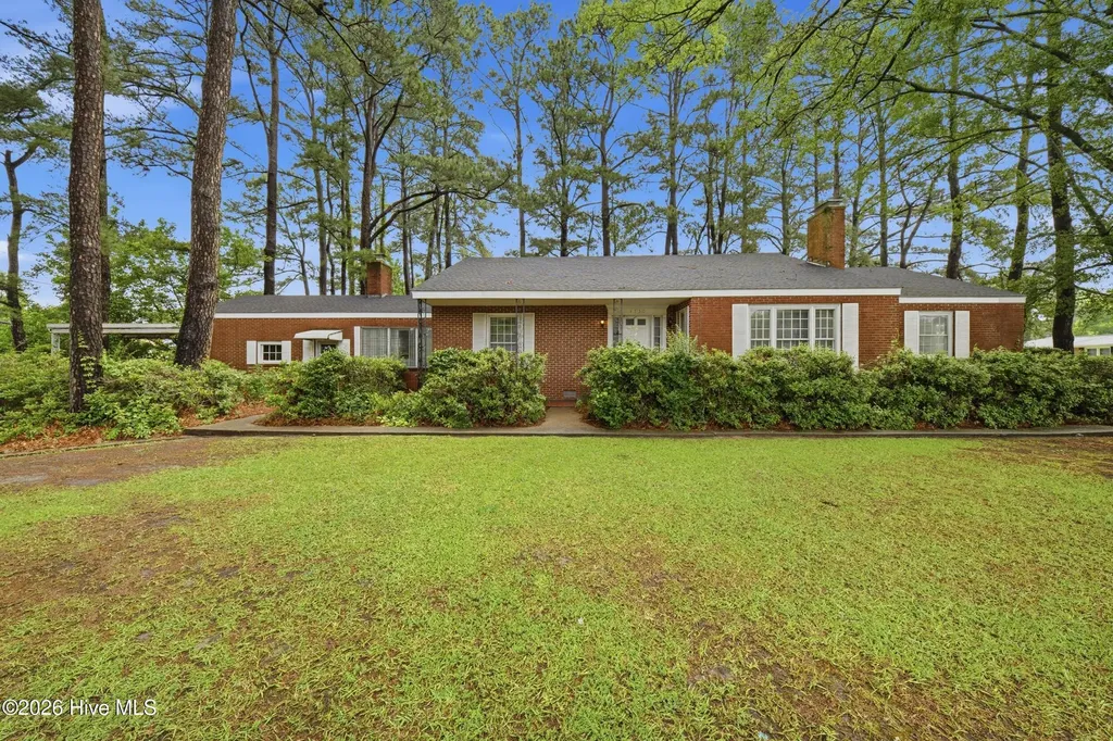 1130 N Road Street Elizabeth City NC 27909